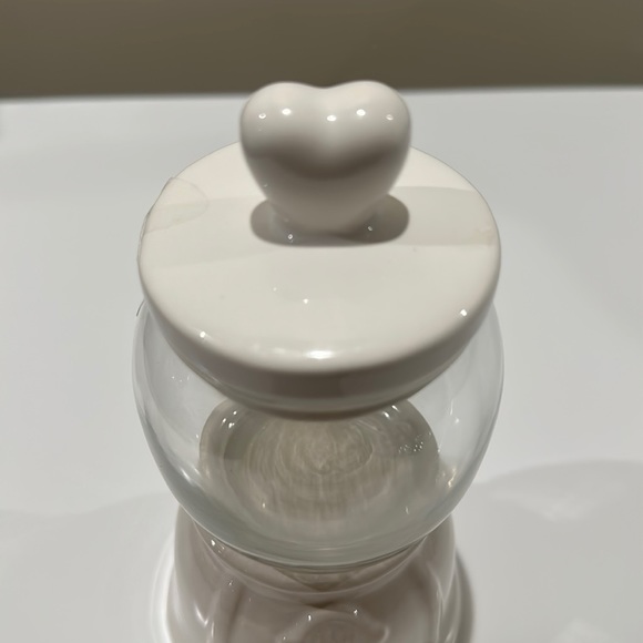 🌸NEW HOBBY LOBBY WHITE HEART 🤍 DECOR. - Picture 4 of 11